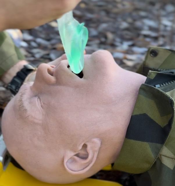 Manekin ratowniczy PRO ELITE MILITARY — zdjęcie
