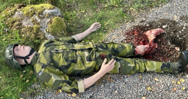 Manekin ratowniczy PRO MILITARY — zdjęcie